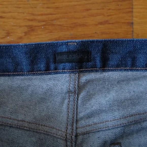 Uniqlo Jeans Men's Slim Straight Dark Wash Denim Cotton Spandex Size 38x34 - Picture 4 of 10